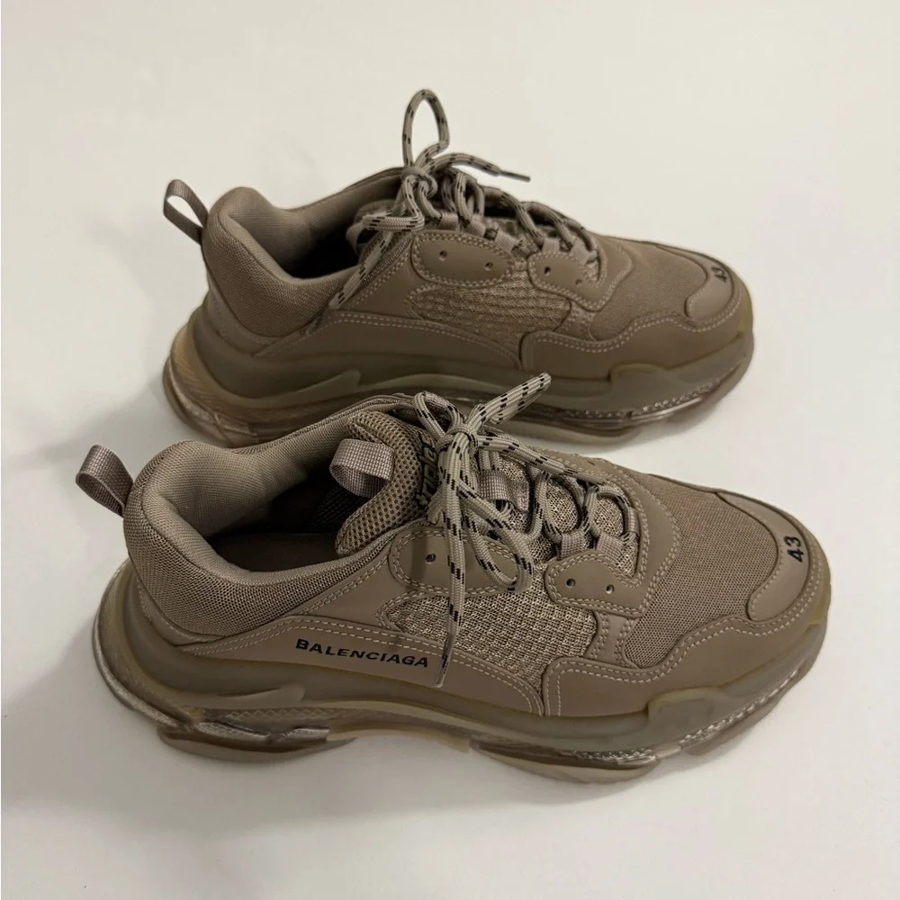 Balenciaga Triple S Sneakers - Picture 4 of 5